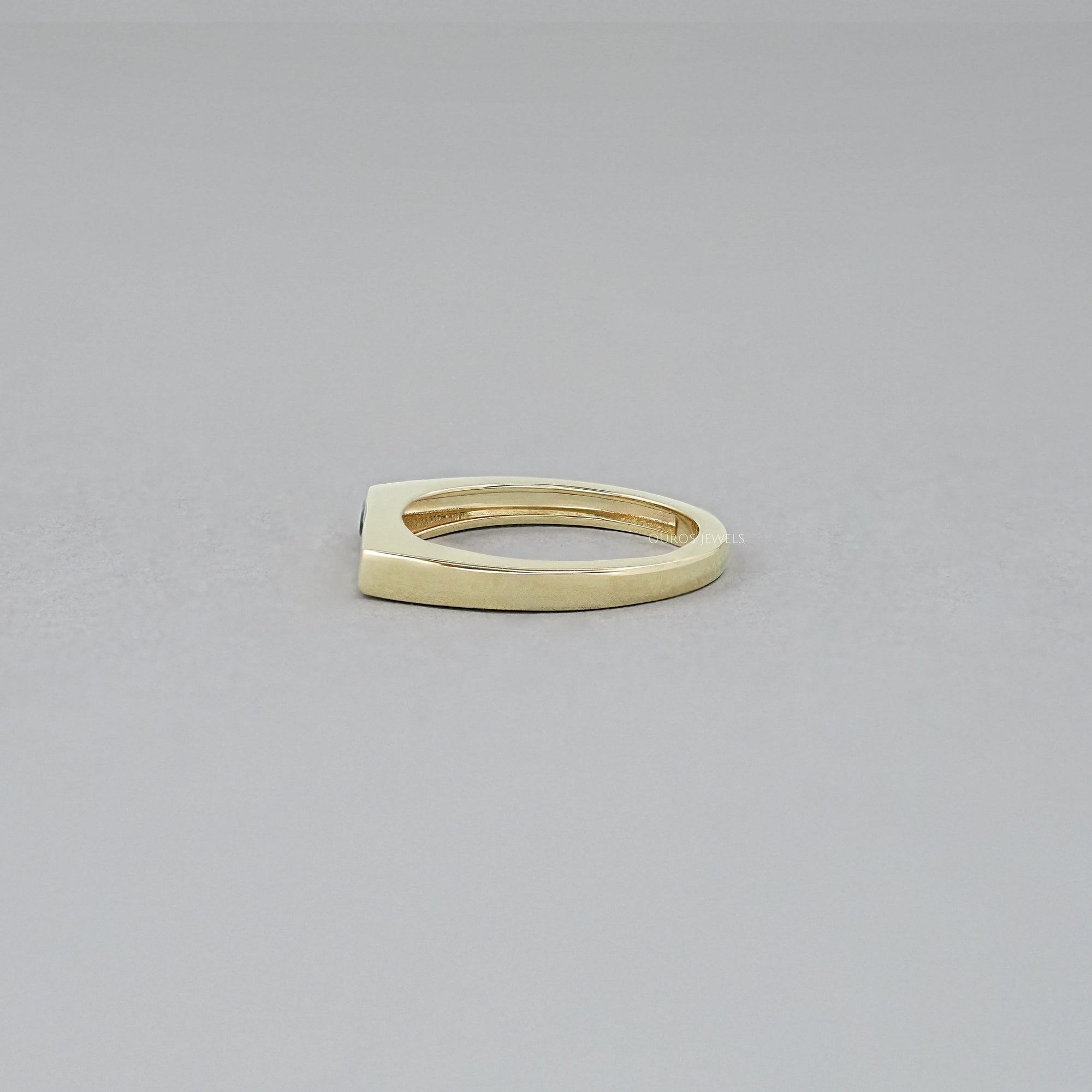 Black Round Diamond Flush Set Signet Ring Ring