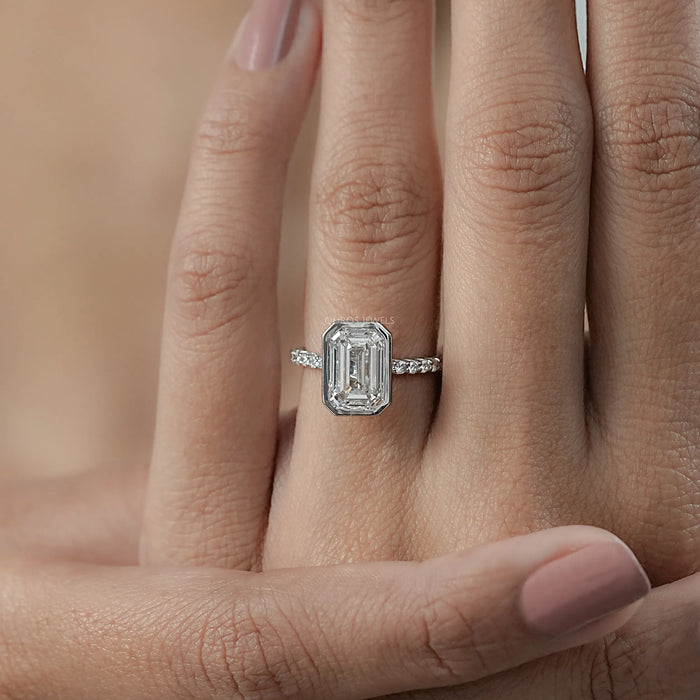 Bezel Set Emerald Lab Diamond Solitaire Accent Ring