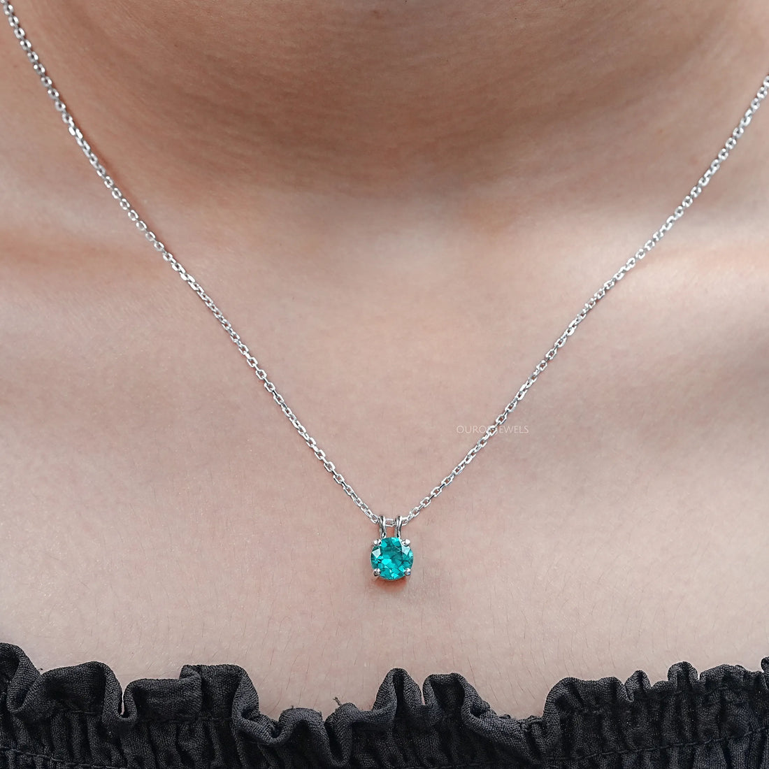 Round Shape Solitaire Lab Gemstone Pendant Necklaces