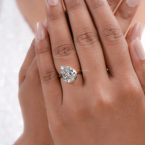 solitaire pear diamond ring