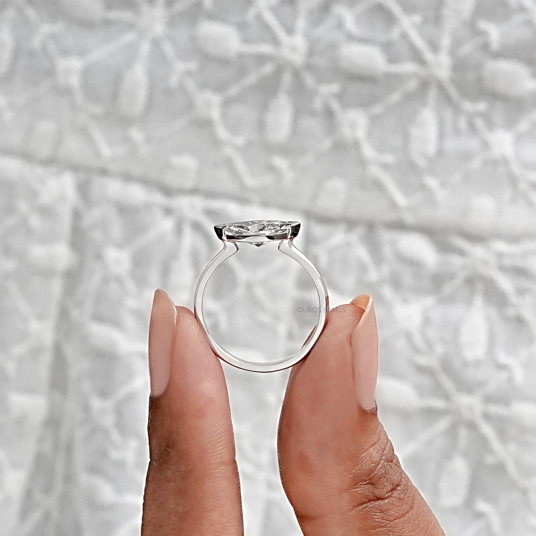 East-West Set Marquise Diamond Ring Ring