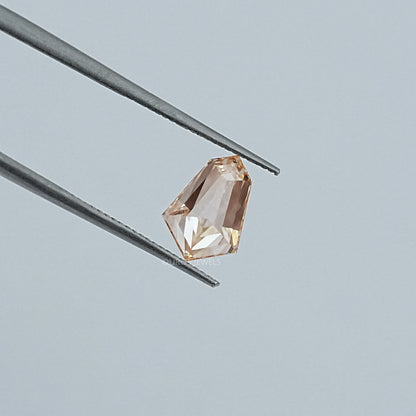 Brown Step Cut Shield Diamond Loose Loose