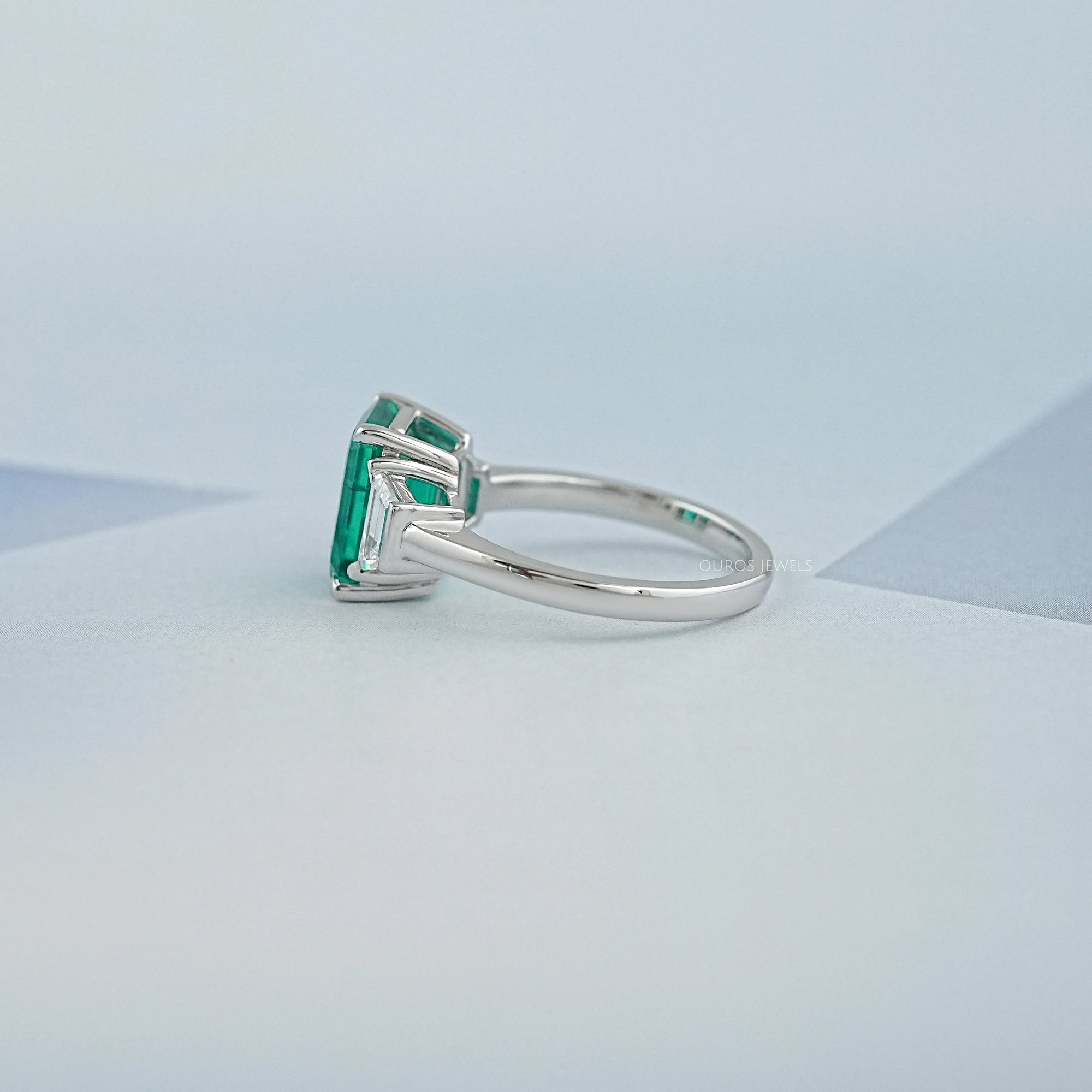 Green Emerald Cut With Trapezoid Diamond Ring Ring