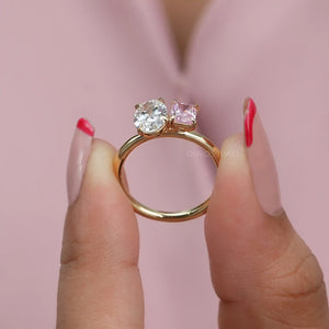 oval lab grown diamond ring in yellow gold 