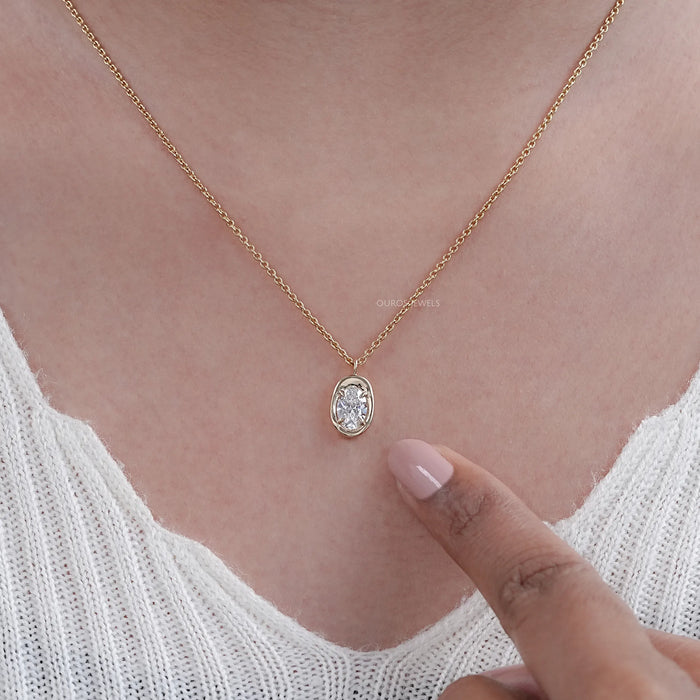Oval Lab Diamond Molten Heirloom Pendant