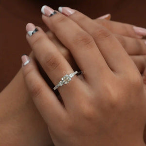 [A Women wearing Cushion Diamond Ring]-[Ouros Jewels]