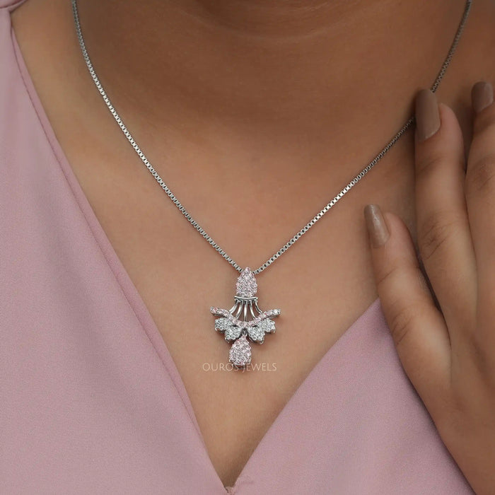 [A Women wearing Pink Round Unique Style Pendant]-[Ouros Jewels]