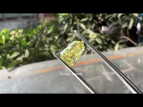 [Youtube Video of Arrow Cut Loose Lab Grown Diamodn]-[Ouros Jewels]