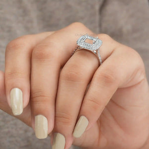 princess cut diamond engagement ring 