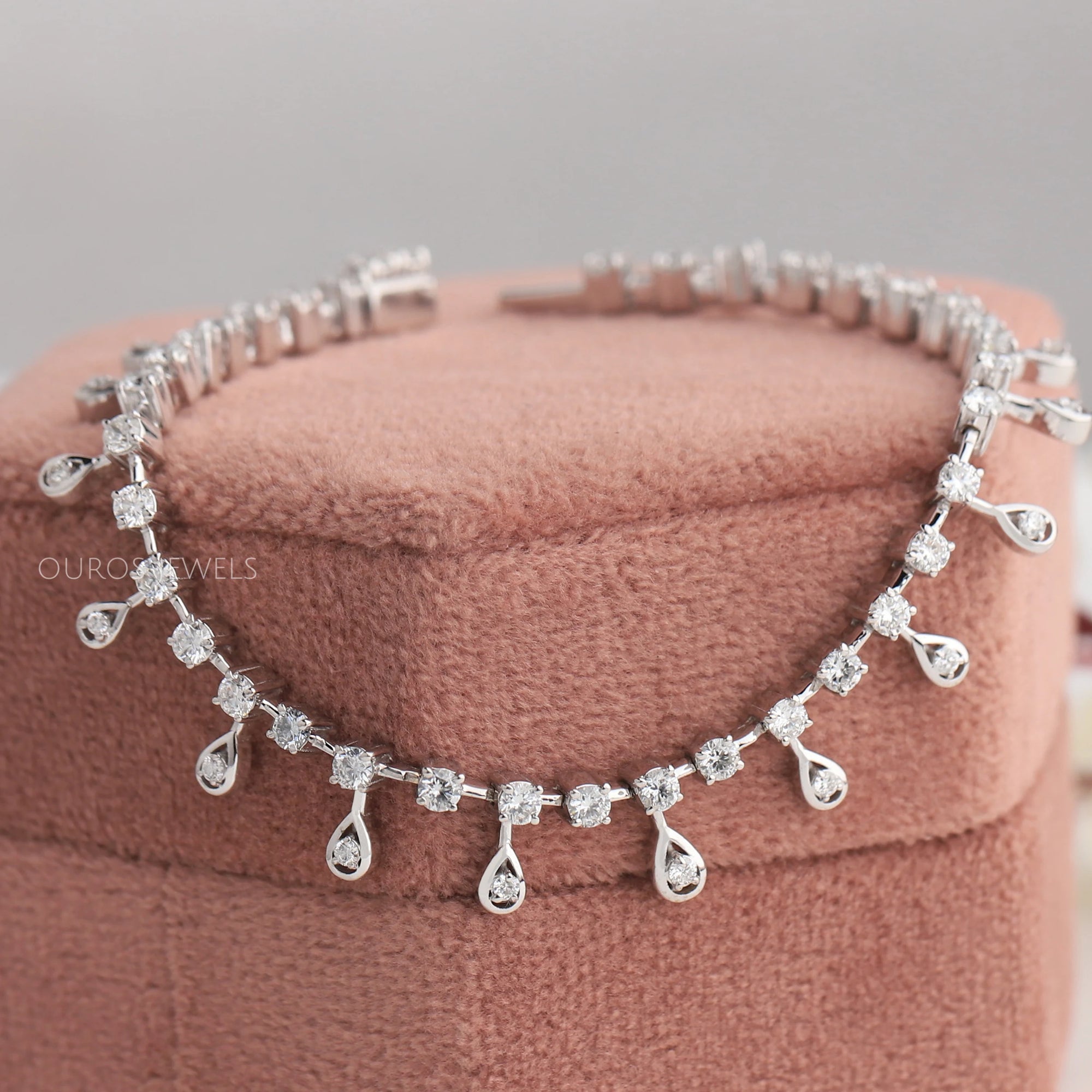 Round Shape Lab Diamond Teardrop Bracelet