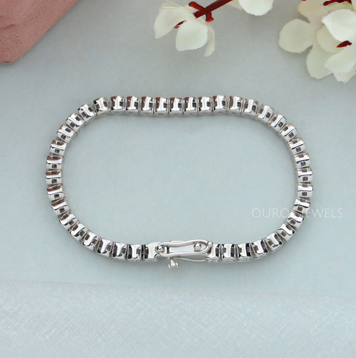Round Half Bezel Diamond Tennis Bracelet