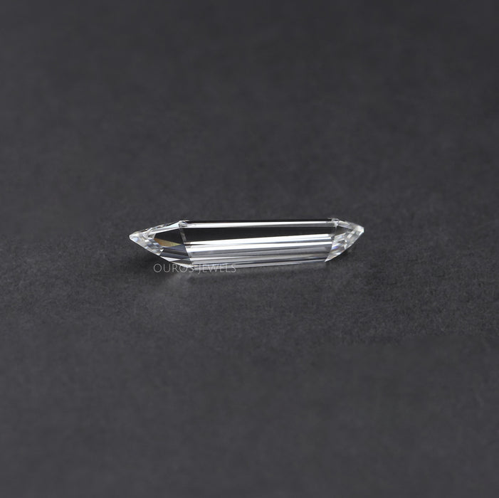 [Girdle View Of Long Kite Loose Diamond]-[Ouros Jewels]