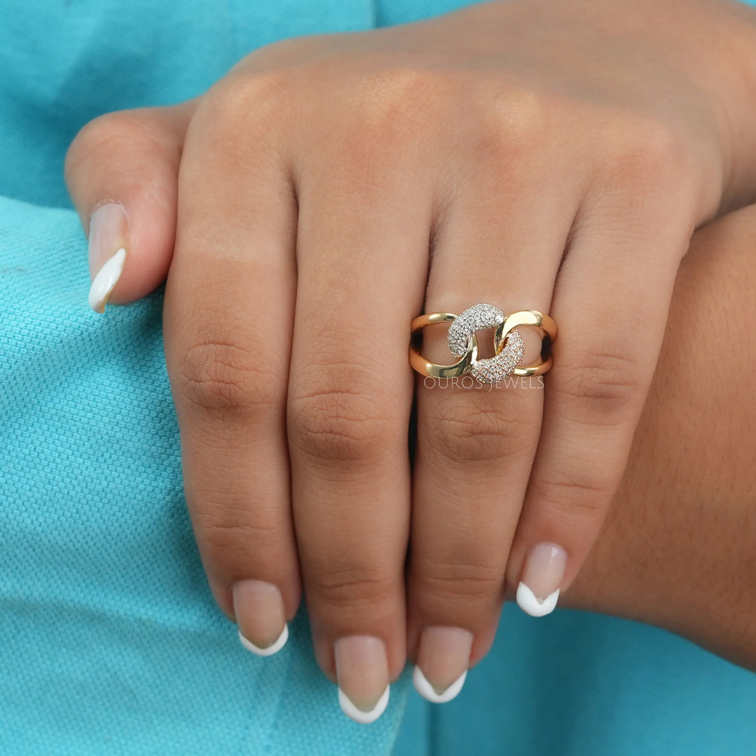 Round Cuban Link Diamond Ring