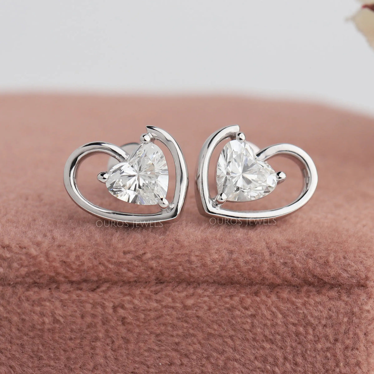 Heart shaped diamond studs store