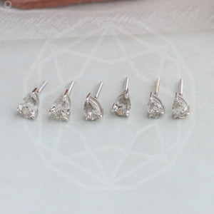 pear shaped diamond studs 