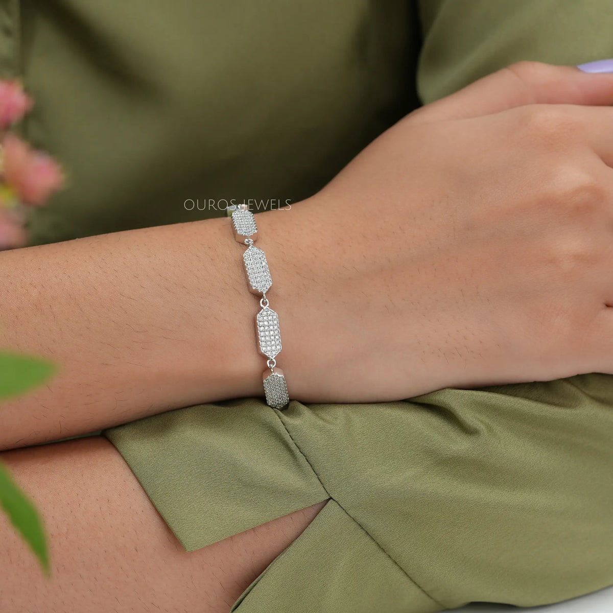 Pave Set Round Diamond Bracelet
