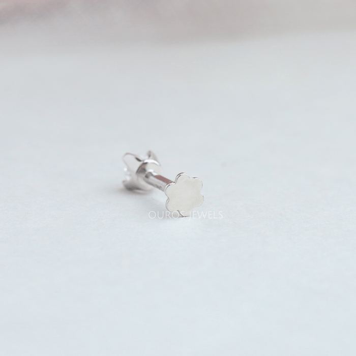 [Backside Design in Round Cut Nose Pin]-[Ouros Jewels]
